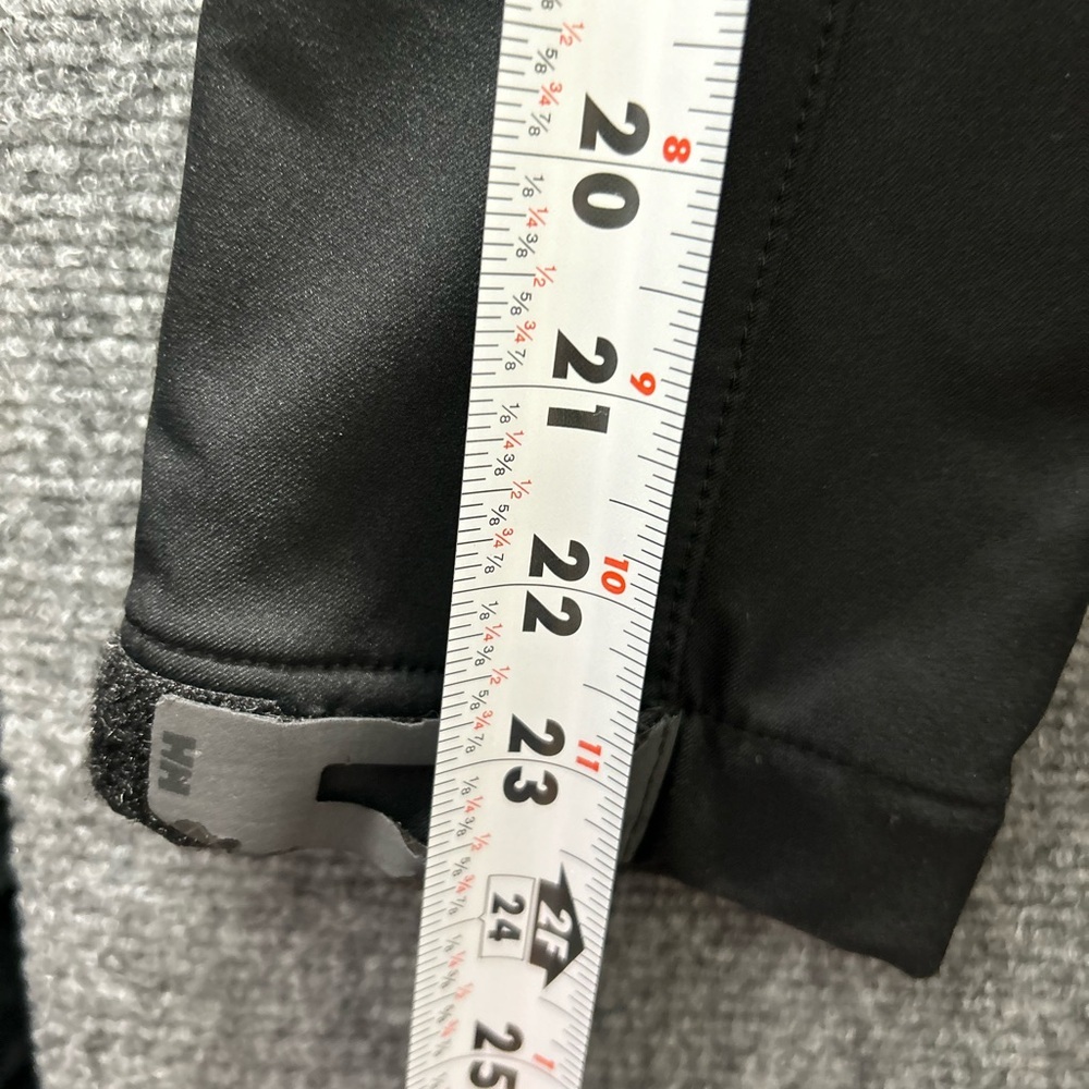 Helly Hansen Performance Black Jacket
Size S/P - Picture 12 of 14